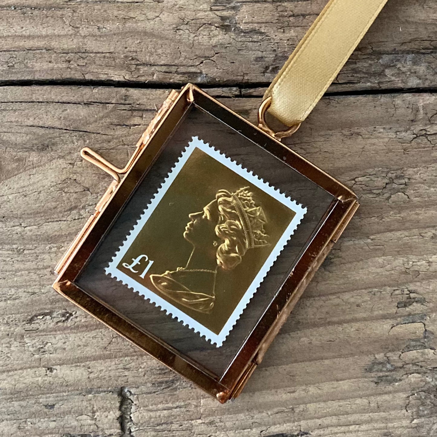 Gold foil £1 Anniversary Postage Stamp (2017)