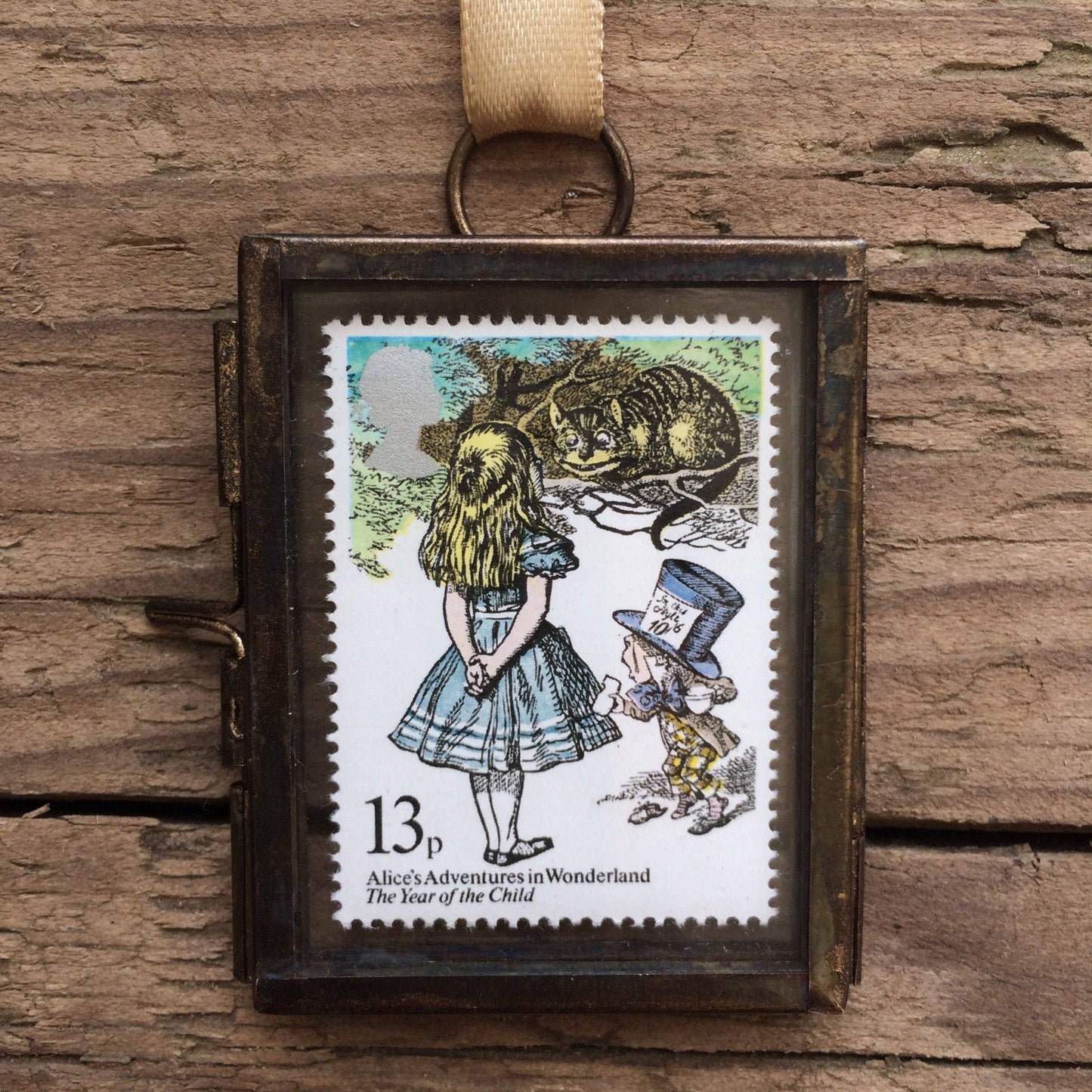 Alice in Wonderland (Set of 3)